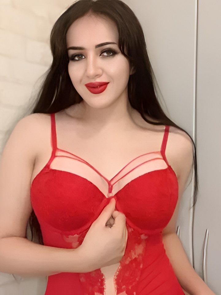 Индивидуалка Медея, доступна для личного знакомства от 5000 руб